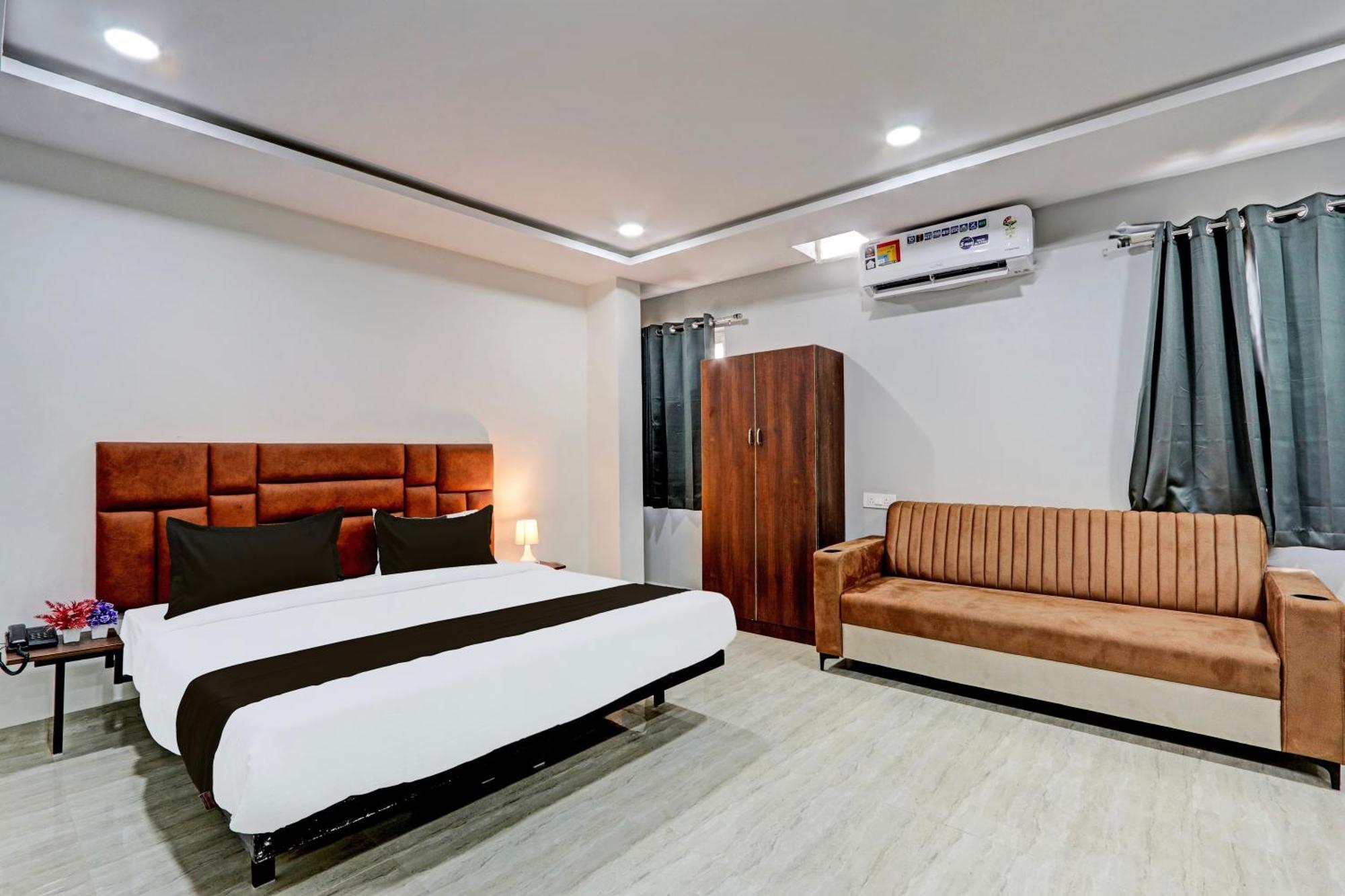 Super Hotel O Lavish Tranquil 하이데라바드 외부 사진